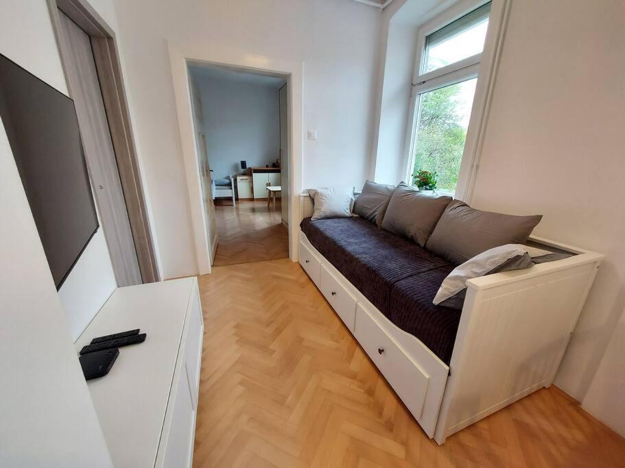 Apartment Bezigrad Ljubljana Buitenkant foto